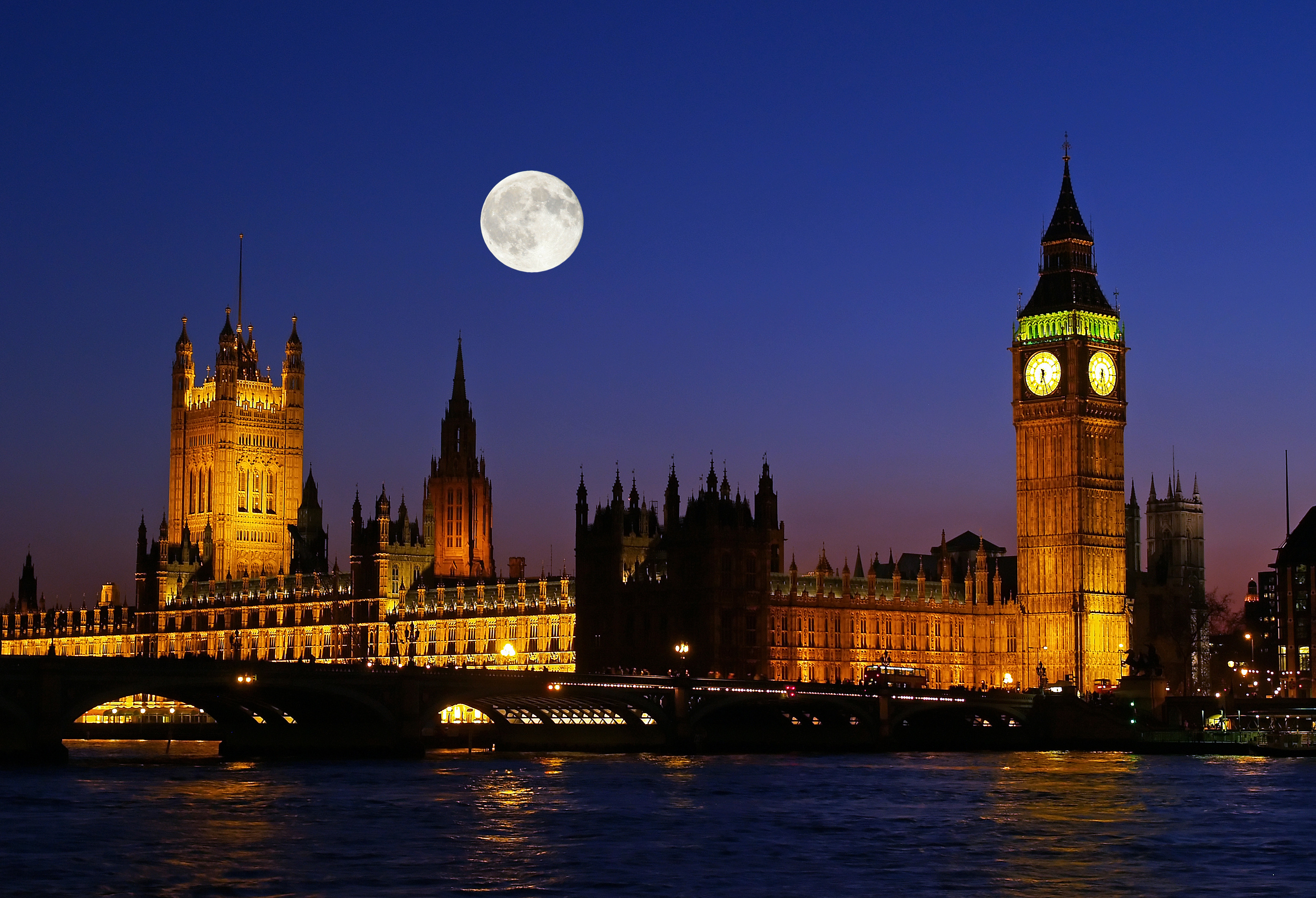 Westminster by Night Walking Tour