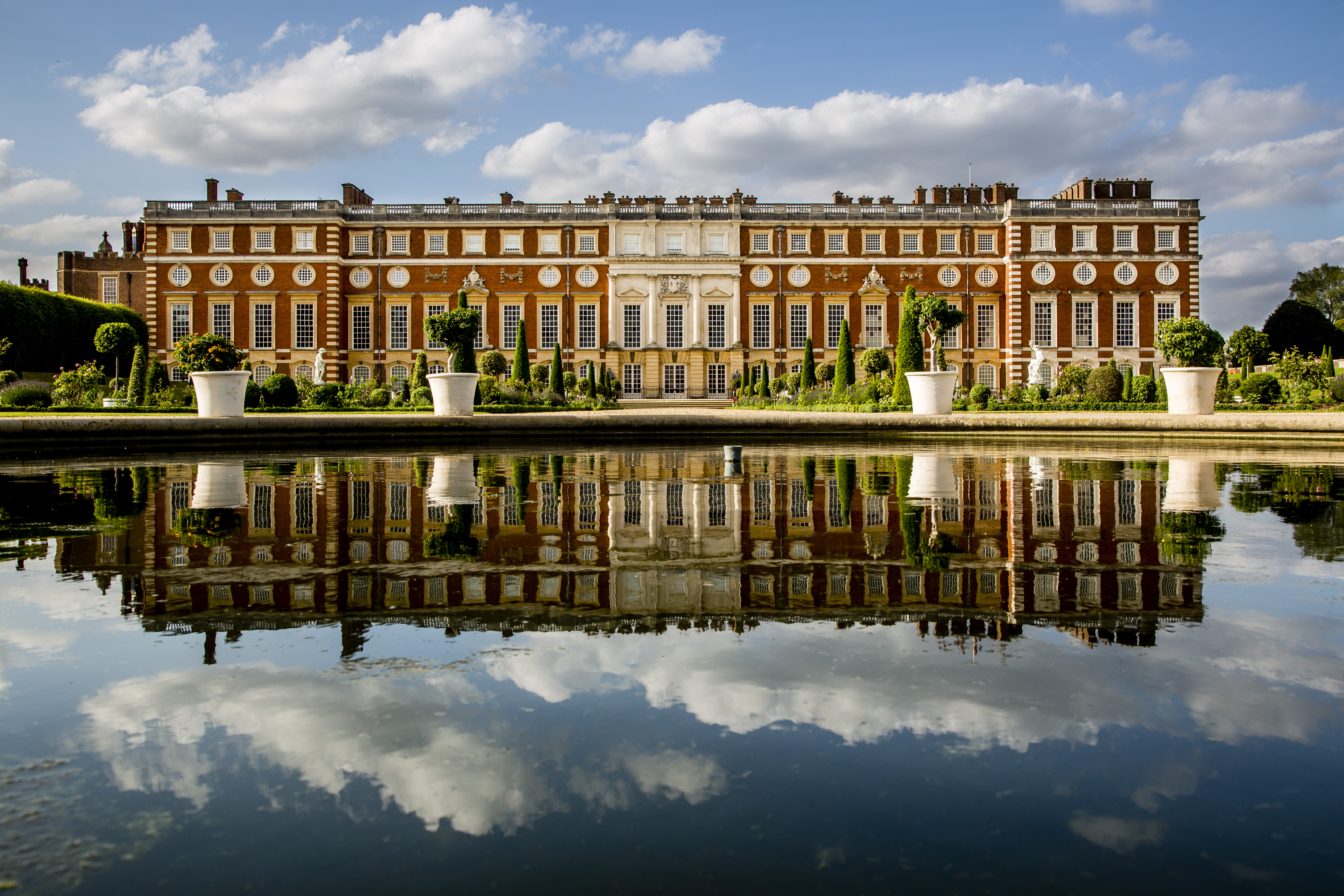 Frontalansicht Hampton Court
