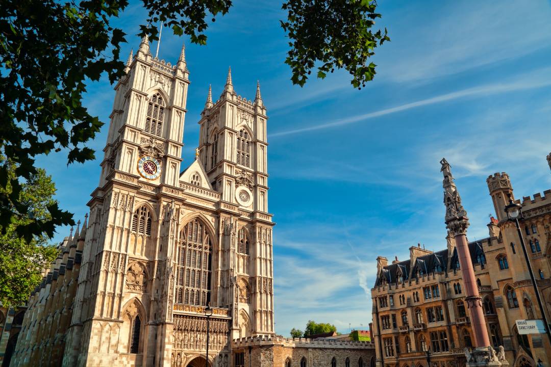 Sights and Sounds of London on Christmas Day