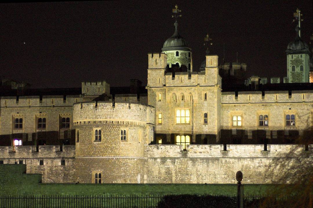 Walking Ghost Tour of London