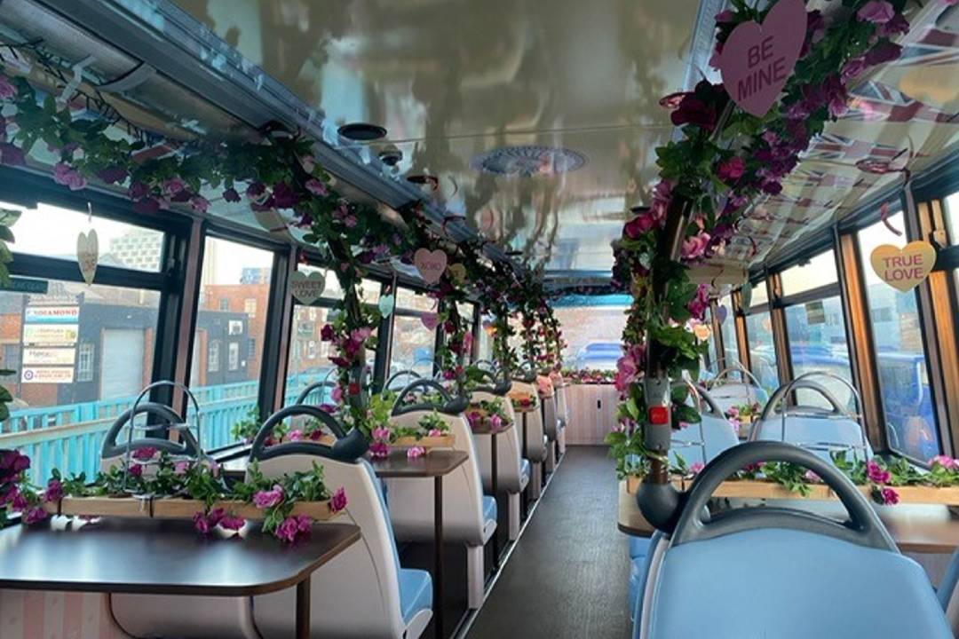 Nachmittagstee-Bus mit Panoramatour durch London