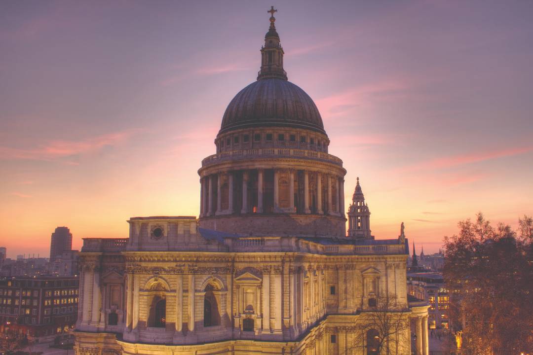 Sights and Sounds of London on Christmas Day