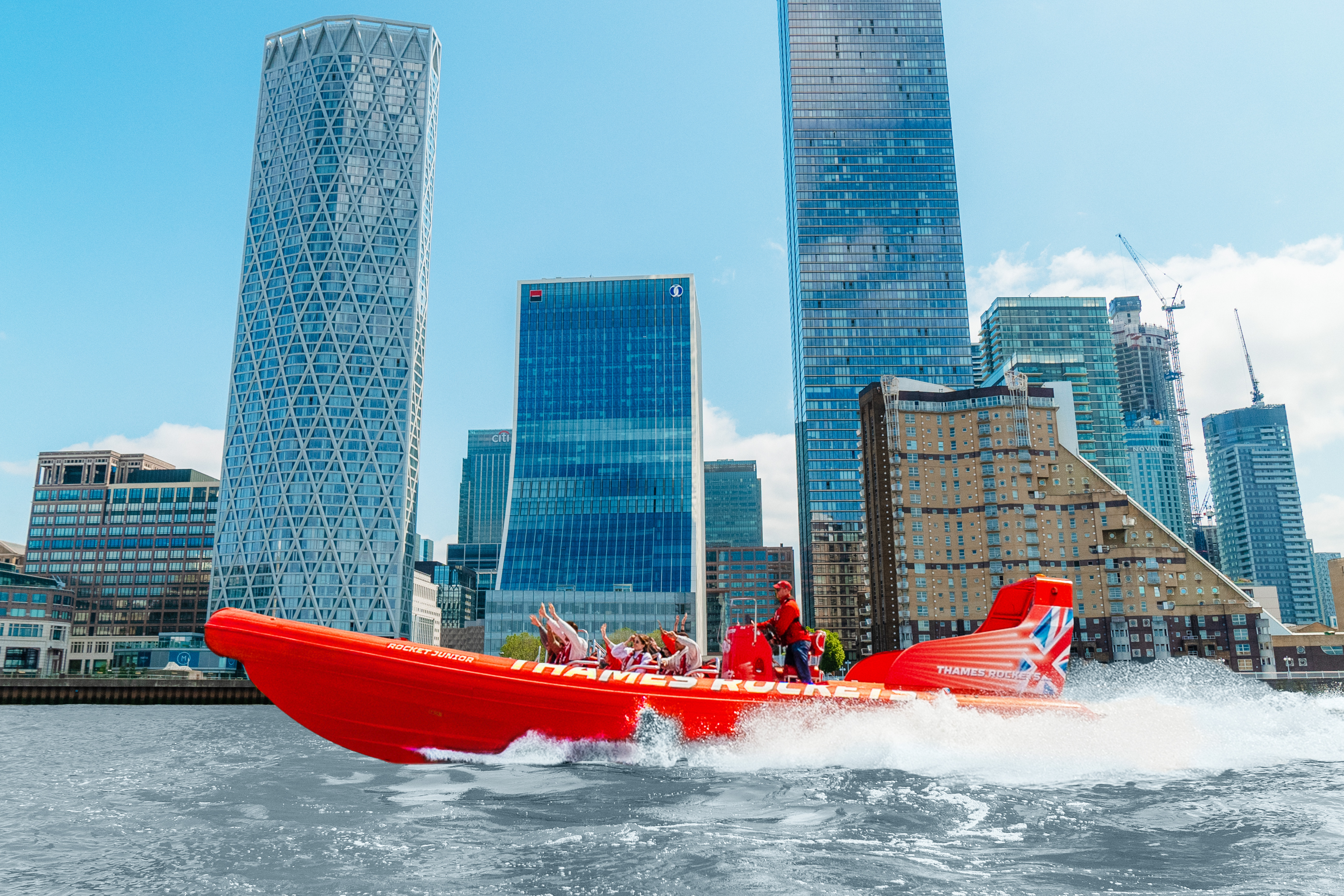 Thames Rockets Speedboat Tour London